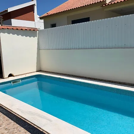 Luxsomar Villa Charneca (Setubal)