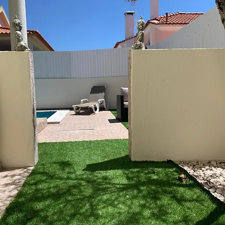 Villa Luxsomar Charneca (Setubal)
