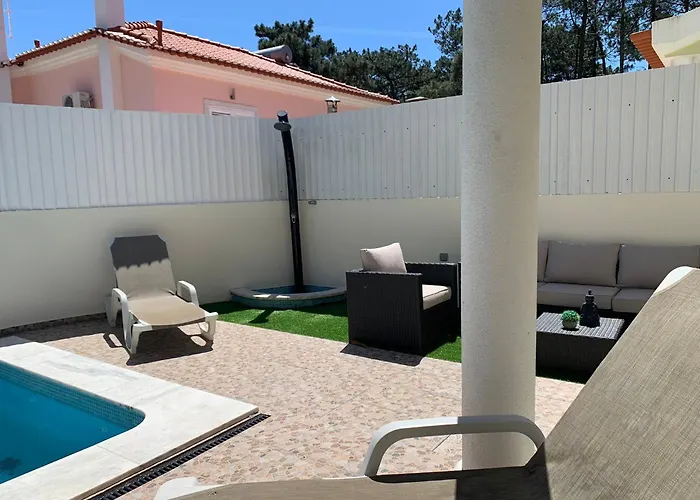 Villa Luxsomar Charneca (Setubal)